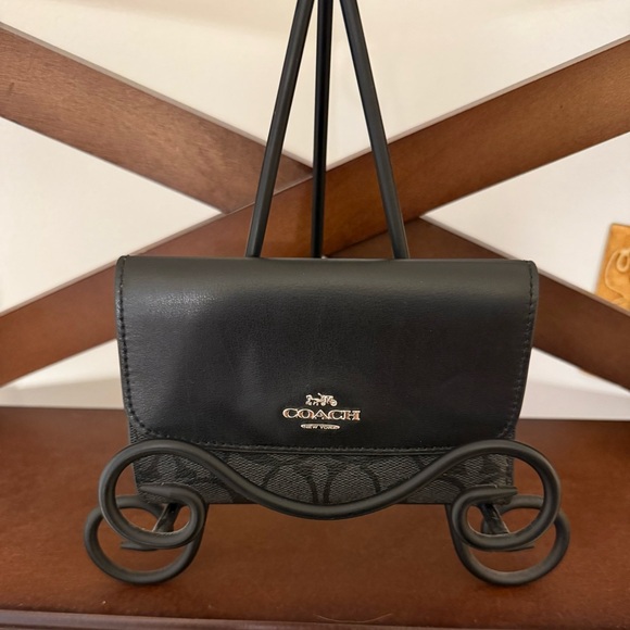 Coach Trifold Black Leather Signature Wallet - Picture 1 of 11
